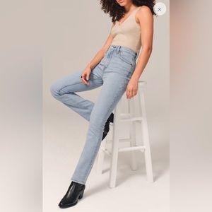 Abercrombie and Fitch 90s Slim Straight jeans